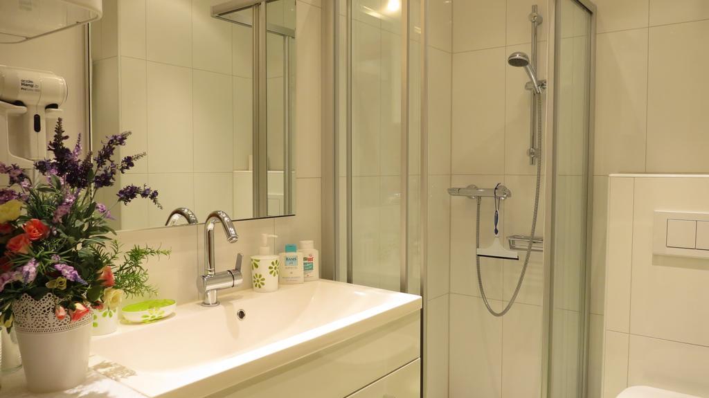 Apartement Maria Trost Graz Exteriör bild